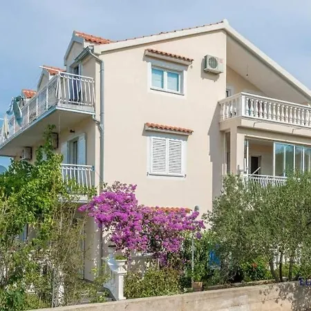 Apartment Dajana Sibenik